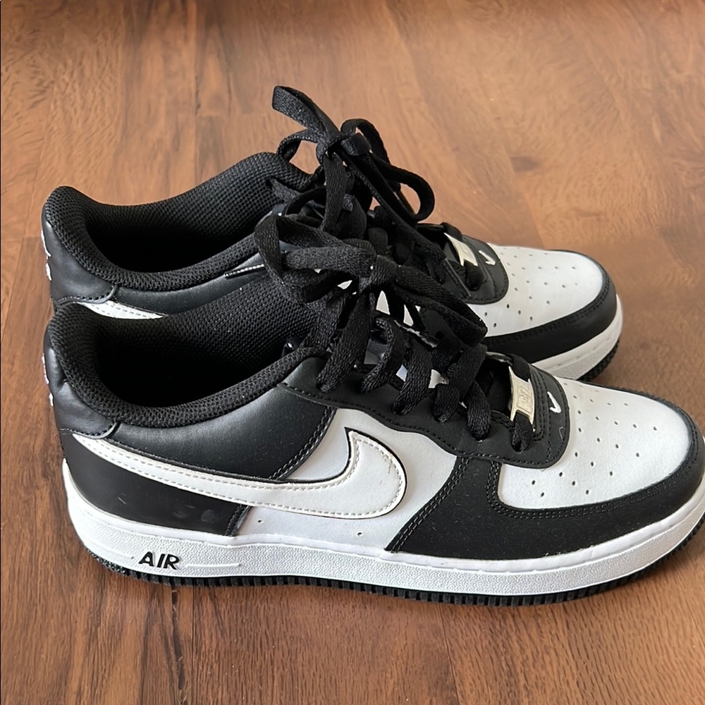 Nike Air Force 1 Black and White Sneakers